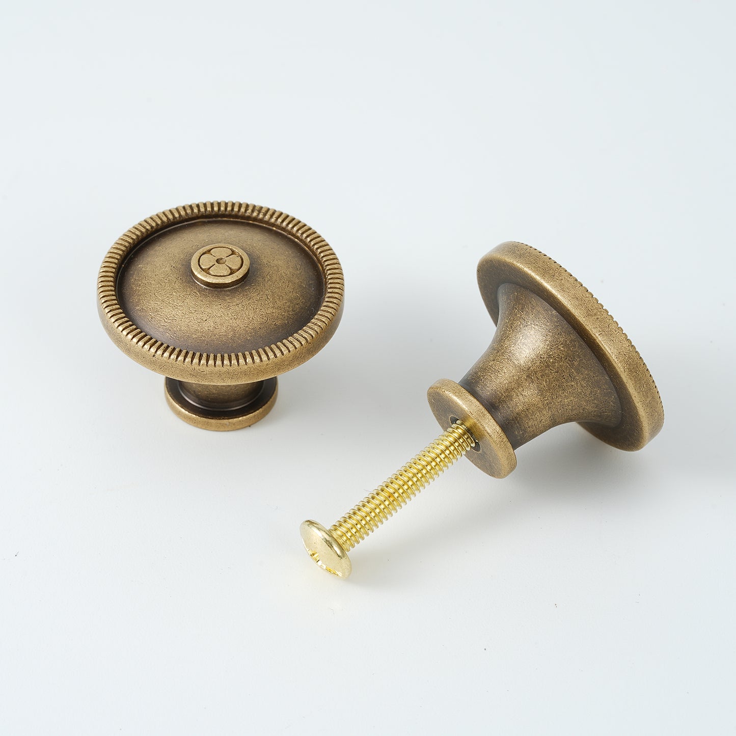 ø32mm Soild Brass Cabinet Knobs in Antique Brass