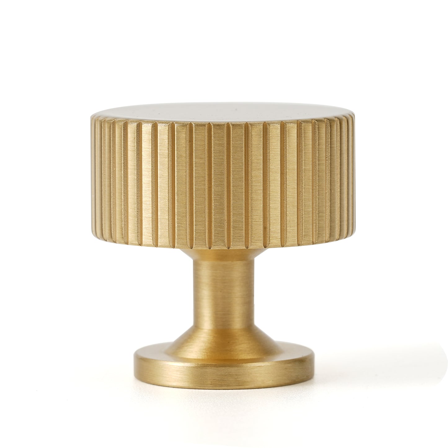 ø28mm, ø30mm Classic Solid Brass Cabinet Knobs in Antique Brass & Brass