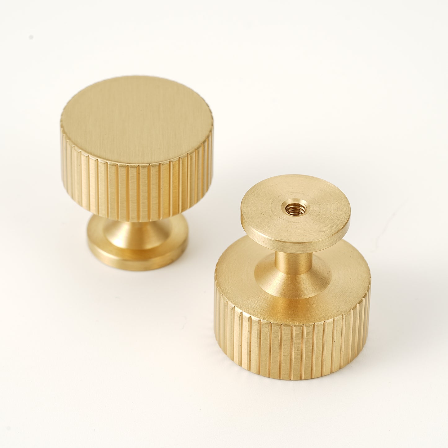 ø28mm, ø30mm Classic Solid Brass Cabinet Knobs in Antique Brass & Brass