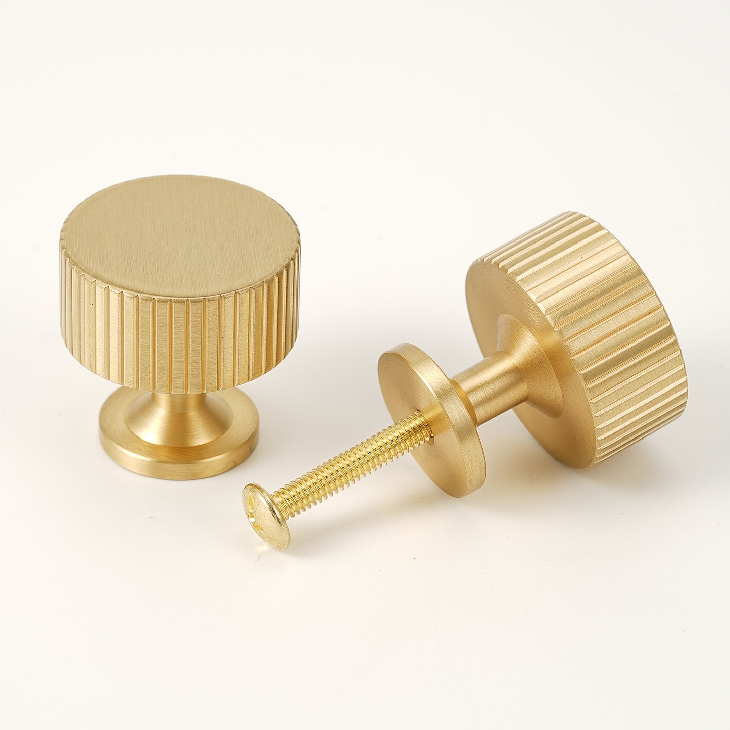 ø28mm, ø30mm Classic Solid Brass Cabinet Knobs in Antique Brass & Brass