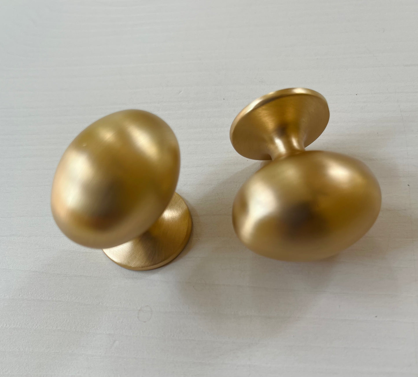 Oval Solid Zinc Alloy Cabinet Knobs for Kitchen and Bathroom